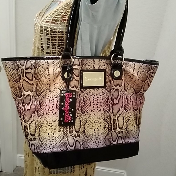 Betsy Johnson Tote - Picture 12 of 14